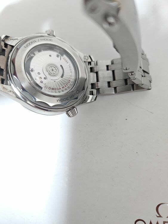 オメガ シーマスター コーアクシャル マスタークロノメーター（高級時計）の商品画像 - 査定依頼日：2025年7月31日 - 最高査定価格：550,000円