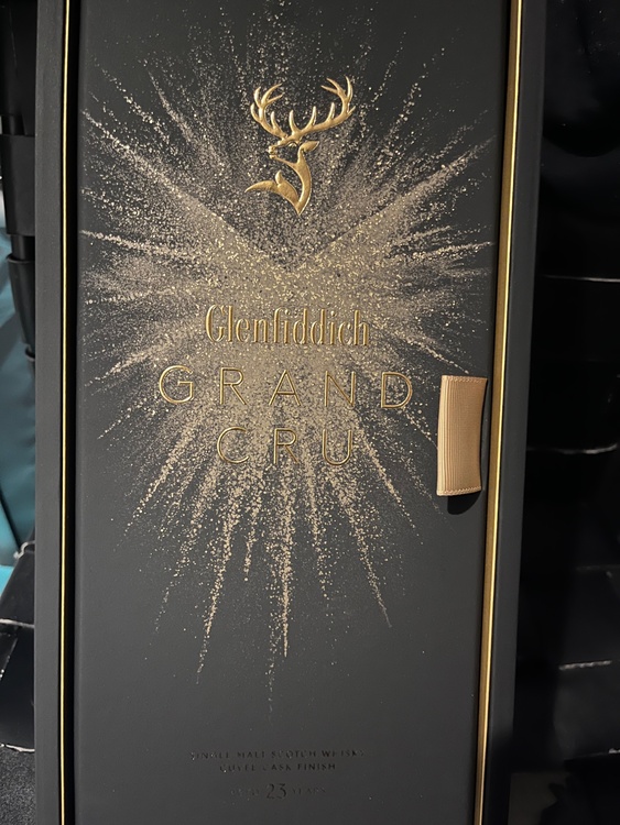 グレンフィディック23年 グランクリュ（お酒）の商品画像 - 査定依頼日：2026年1月10日 - 最高査定価格：22,000円