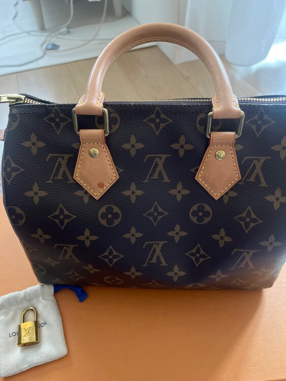 スピーディ25モノグラム（ブランドバッグ）の商品画像 - 査定依頼日：2025年6月1日 - 最高査定価格：150,000円