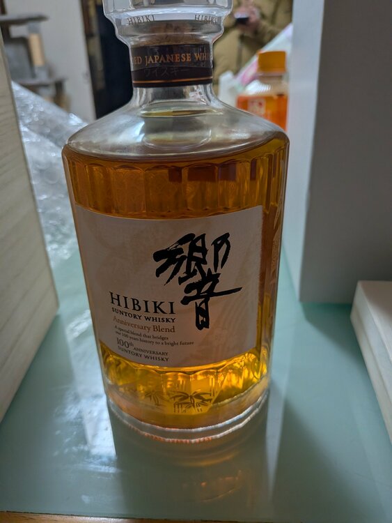 ウイスキー サントリー響 （お酒）の商品画像 - 査定依頼日：2025年12月27日 - 最高査定価格：51,000円