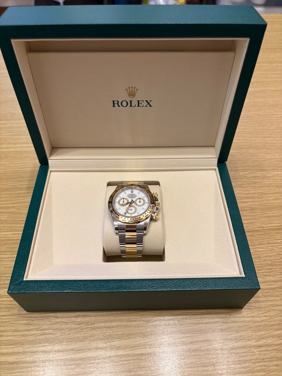 126503（高級時計）の商品画像 - 査定依頼日：2025年10月1日 - 最高査定価格：3,950,000円