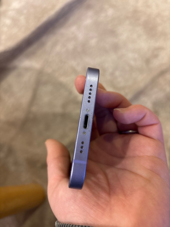 iPhone 12 128GB docomo（スマホ）の商品画像 - 査定依頼日：2026年3月23日 - 最高査定価格：24,000円