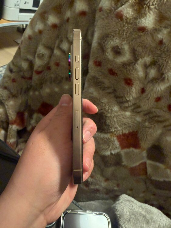 iPhone 16 Pro 128GB SIMフリー（スマホ）の商品画像 - 査定依頼日：2026年4月2日 - 最高査定価格：103,000円