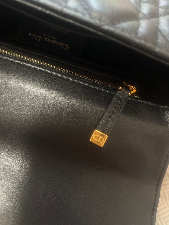 ディオール  （ブランドバッグ）の商品画像 - 査定依頼日：2025年10月20日 - 最高査定価格：250,000円
