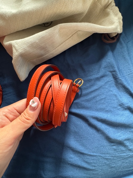 2424（ブランドバッグ）の商品画像 - 査定依頼日：2026年3月11日 - 最高査定価格：1,000,000円