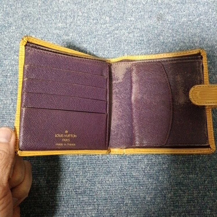 ルイヴィトン エピ （ブランドバッグ）の商品画像 - 査定依頼日：2026年3月25日 - 最高査定価格：5,000円