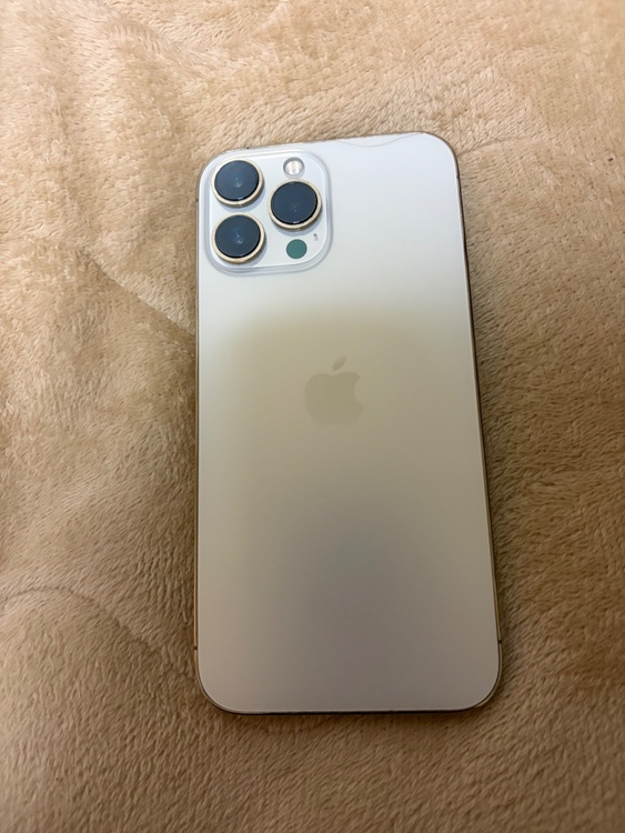 iPhone13Pro MAX256㎇ゴールド（スマホ）の商品画像 - 査定依頼日：2026年6月9日 - 最高査定価格：62,000円