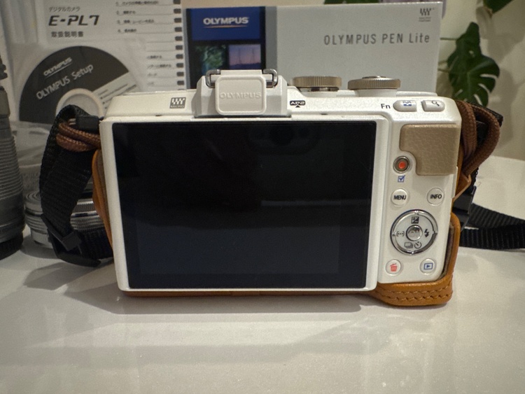 OLYMPUS PEN lite（カメラ）の商品画像 - 査定依頼日：2026年4月11日 - 最高査定価格：27,100円