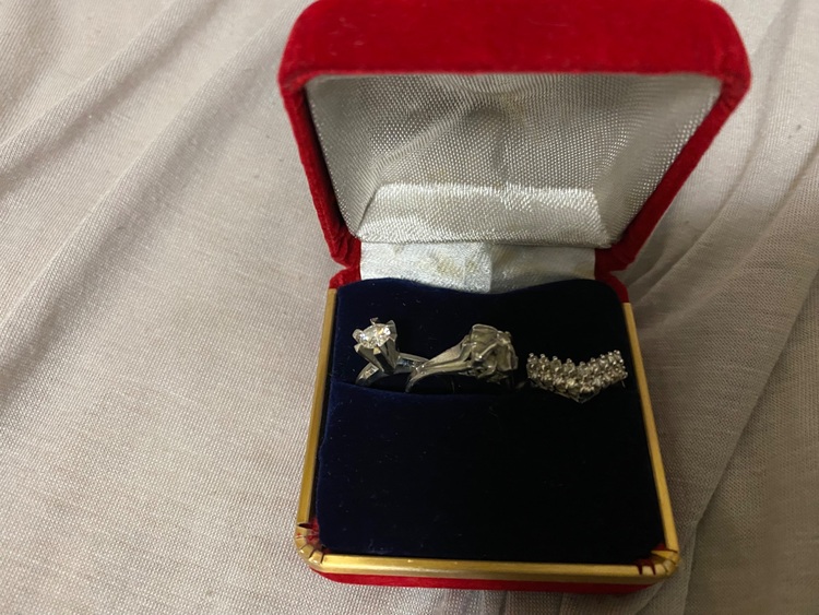 ptダイヤリング　k18ネックレス（金・貴金属）の商品画像 - 査定依頼日：2025年12月2日 - 最高査定価格：1,200,000円