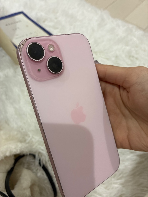 iPhone iPhone 15 128GB au（スマホ）の商品画像 - 査定依頼日：2026年6月9日 - 最高査定価格：53,000円
