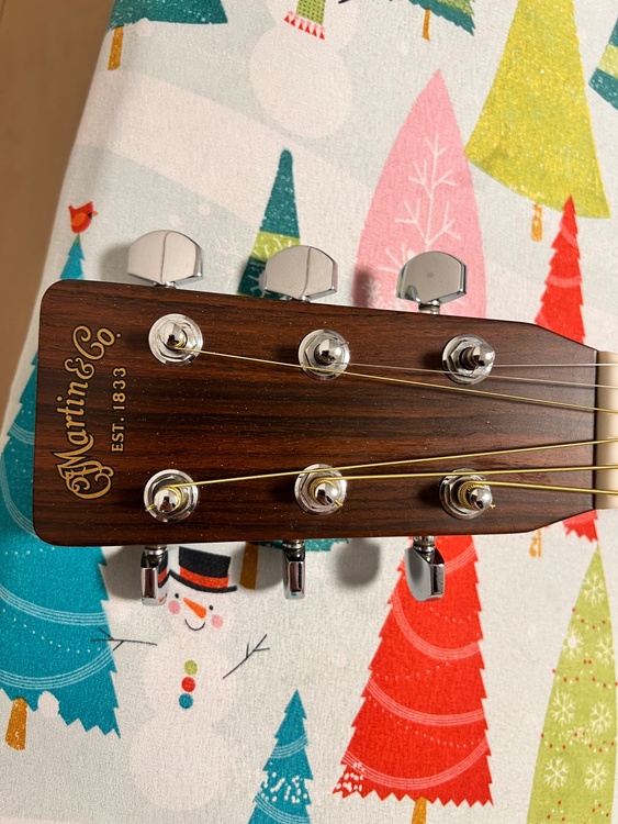 マーチン 000-28 1989/ 484191（ピアノ・楽器・PA機材）の商品画像 - 査定依頼日：2026年4月24日 - 最高査定価格：100,000円