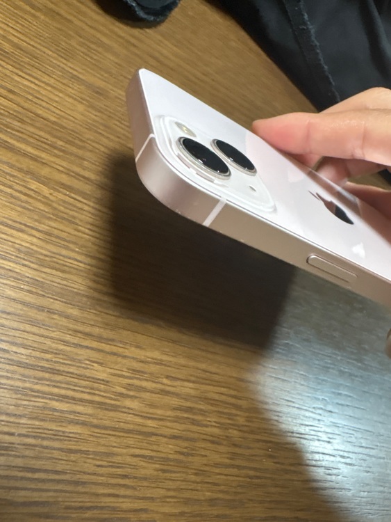 iPhone 13 128GB au（スマホ）の商品画像 - 査定依頼日：2025年10月17日 - 最高査定価格：43,000円