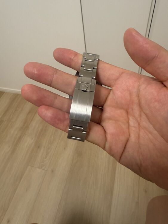 ロレックス エクスプローラー 12427（高級時計）の商品画像 - 査定依頼日：2025年8月27日 - 最高査定価格：1,250,000円