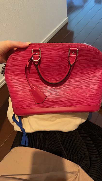 アルマBB（ブランドバッグ）の商品画像 - 査定依頼日：2022年8月30日 - 最高査定価格：65,000円