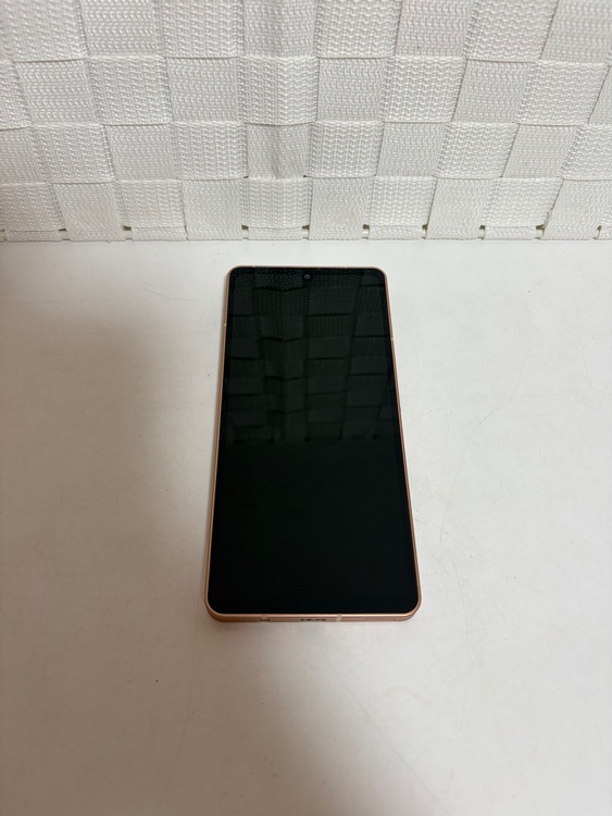 iPhone iPhone 13 128GB SIMフリー（スマホ）の商品画像 - 査定依頼日：2026年6月18日 - 最高査定価格：36,500円