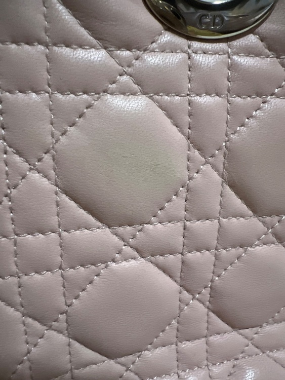 レディディオール（ブランドバッグ）の商品画像 - 査定依頼日：2025年6月25日 - 最高査定価格：90,000円