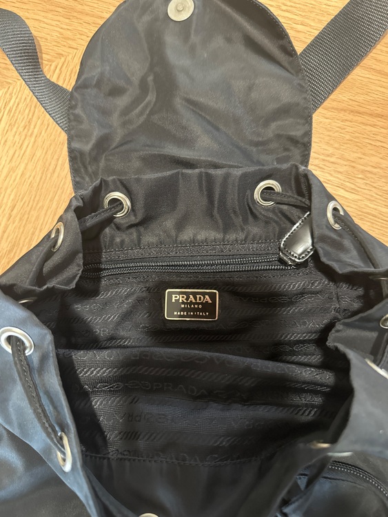 B4650F（古着・ファッション）の商品画像 - 査定依頼日：2025年7月21日 - 最高査定価格：14,000円