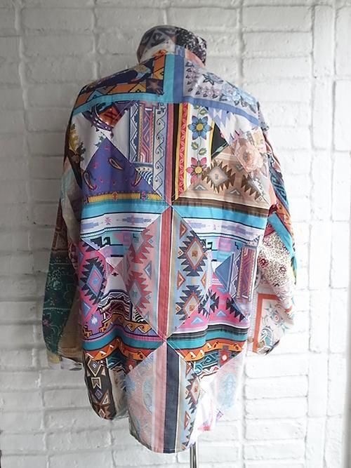 【A NOVEL DAY.】AVANI VINTAGE PATCH CPO （古着・ファッション）の商品画像 - 査定依頼日：2026年3月4日 - 最高査定価格：100,000円