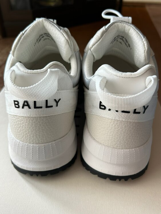 バリー　スニーカー（古着・ファッション）の商品画像 - 査定依頼日：2025年3月26日 - 最高査定価格：5,500円