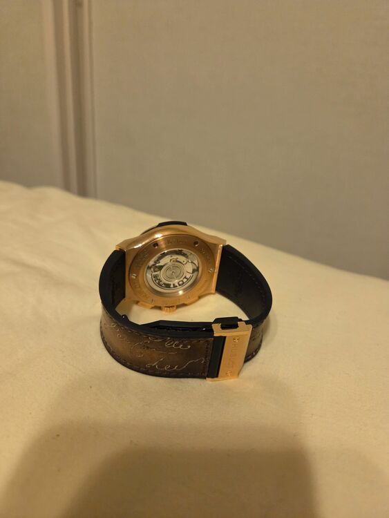 ウブロ クラシックフュージョン （高級時計）の商品画像 - 査定依頼日：2025年11月9日 - 最高査定価格：1,600,000円