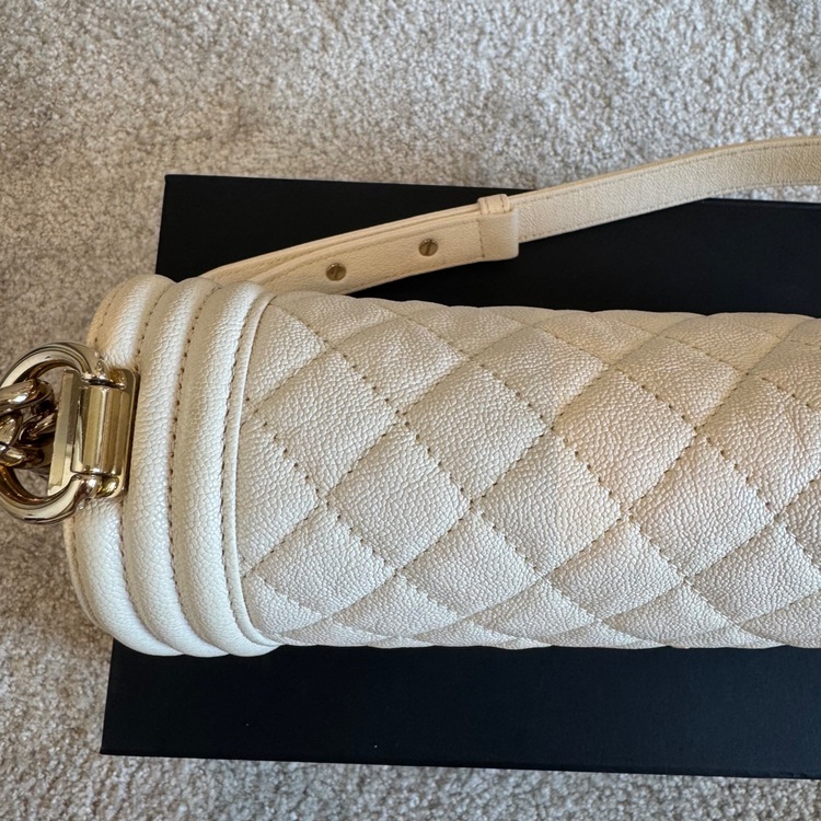 シャネル ボーイシャネル （ブランドバッグ）の商品画像 - 査定依頼日：2025年8月21日 - 最高査定価格：320,000円