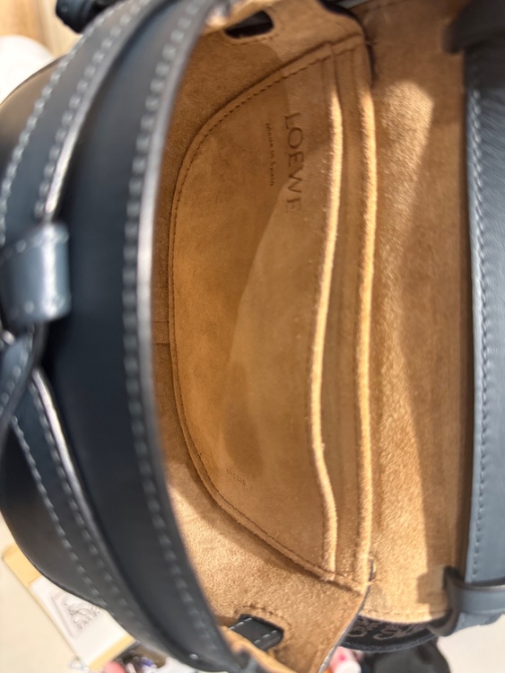 ロエベ　ゲートデュアルミニバッグ　（ブランドバッグ）の商品画像 - 査定依頼日：2026年2月17日 - 最高査定価格：85,000円