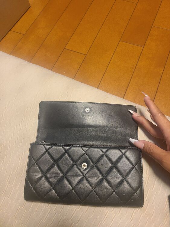 財布（ブランド財布・小物）の商品画像 - 査定依頼日：2025年9月5日 - 最高査定価格：60,000円