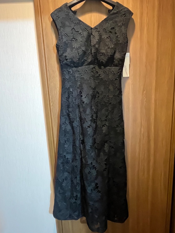 🐦‍⬛ロングドレス（古着・ファッション）の商品画像 - 査定依頼日：2026年4月7日 - 最高査定価格：1,000円