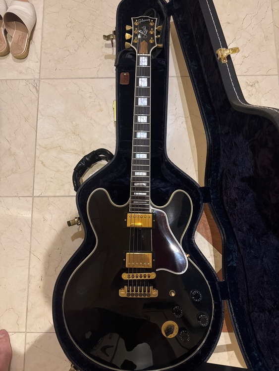 B B KING LUCILLE EB（ピアノ・楽器・PA機材）の商品画像 - 査定依頼日：2025年9月7日 - 最高査定価格：400,000円