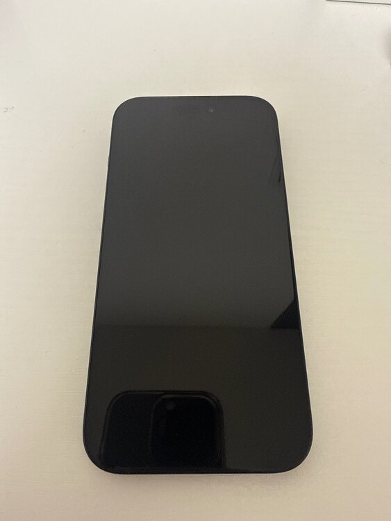 iPhone15 ブラック 128GB（スマホ）の商品画像 - 査定依頼日：2025年4月30日 - 最高査定価格：76,000円