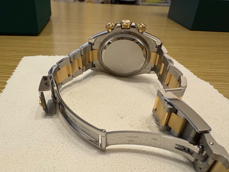 126503（高級時計）の商品画像 - 査定依頼日：2025年10月1日 - 最高査定価格：3,950,000円