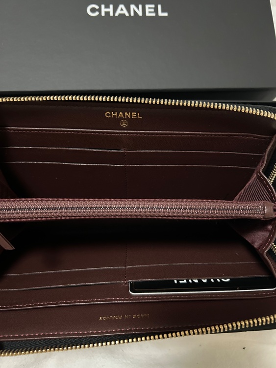 マトラッセ　ラムスキン　長財布（ブランド財布・小物）の商品画像 - 査定依頼日：2025年7月7日 - 最高査定価格：40,000円