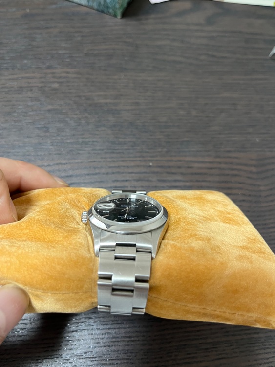 ロレックス パーペチュアルデイト 1520（高級時計）の商品画像 - 査定依頼日：2025年6月18日 - 最高査定価格：665,000円