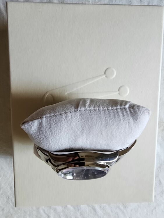 ロレックス パーペチュアル 12（高級時計）の商品画像 - 査定依頼日：2025年7月19日 - 最高査定価格：1,050,000円