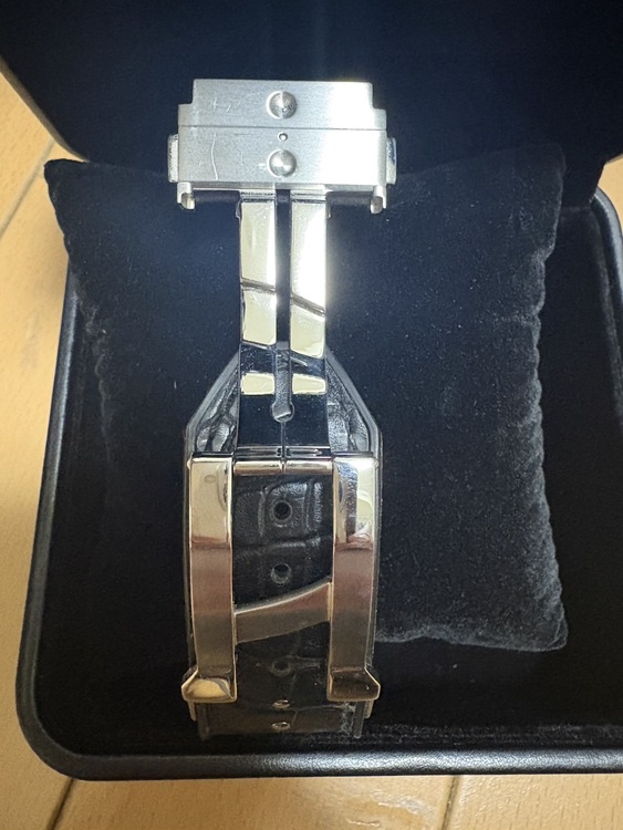 ウブロ クラシックフュージョン （高級時計）の商品画像 - 査定依頼日：2026年4月21日 - 最高査定価格：1,300,000円