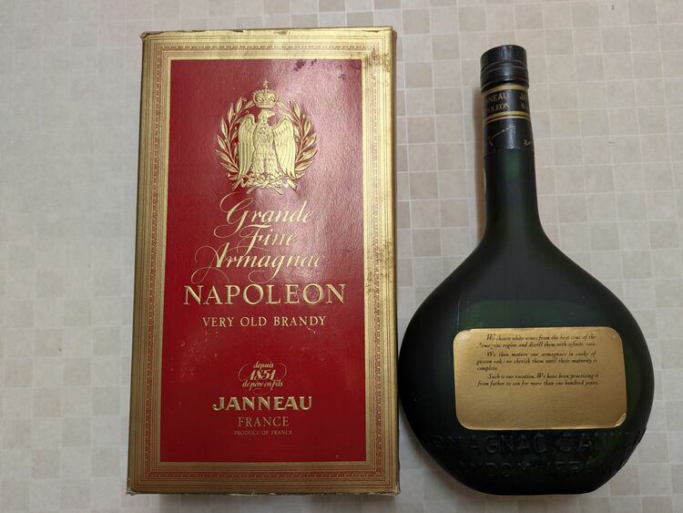 NAPOLEON Grande Fine Armagnac　JANNEAU（お酒）の商品画像 - 査定依頼日：2025年10月28日 - 最高査定価格：300円