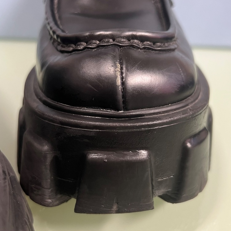 プラダ  （ブランドバッグ）の商品画像 - 査定依頼日：2025年12月15日 - 最高査定価格：55,000円