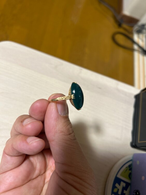 翡翠（宝石）の商品画像 - 査定依頼日：2025年1月11日 - 最高査定価格：30,000円