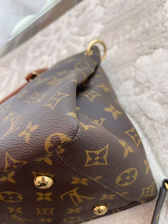 ルイヴィトン モノグラム （ブランドバッグ）の商品画像 - 査定依頼日：2025年9月16日 - 最高査定価格：160,000円