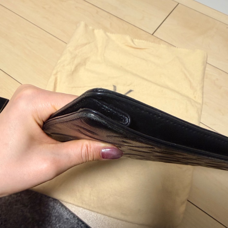 イブサンローラン  （ブランドバッグ）の商品画像 - 査定依頼日：2026年1月19日 - 最高査定価格：8,000円