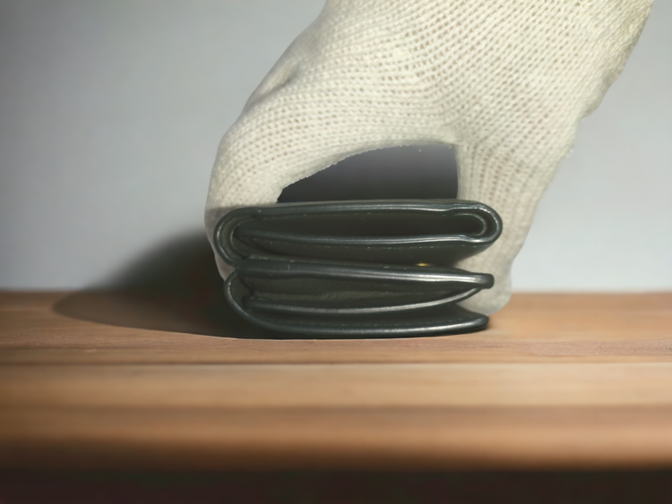 459880（ブランド財布・小物）の商品画像 - 査定依頼日：2025年3月20日 - 最高査定価格：30,000円