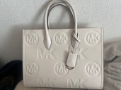 MICHEAL KORS（ブランドバッグ）の商品画像 - 査定依頼日：2026年4月20日 - 最高査定価格：100,000円