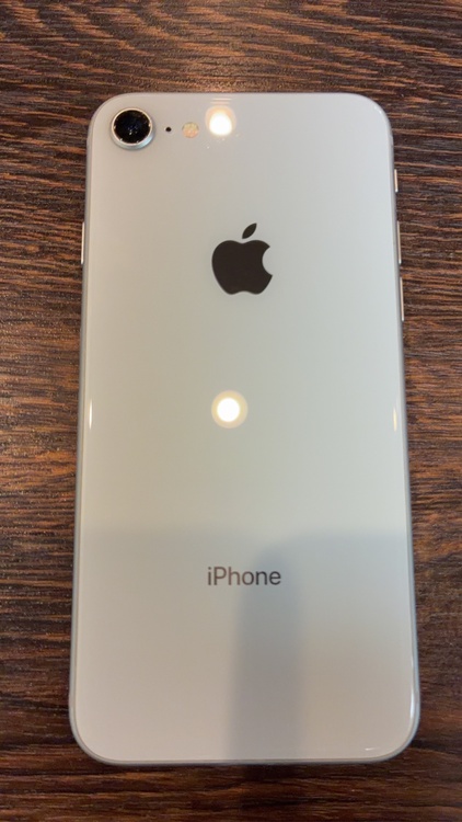iPhone8（スマホ）の商品画像 - 査定依頼日：2026年7月19日 - 最高査定価格：1,500円