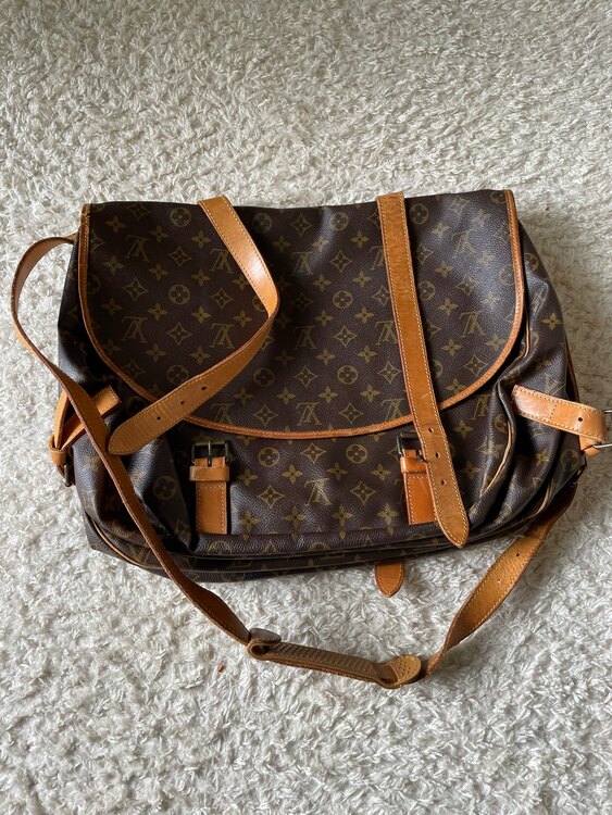 ソミュール（ブランドバッグ）の商品画像 - 査定依頼日：2025年6月1日 - 最高査定価格：33,750円