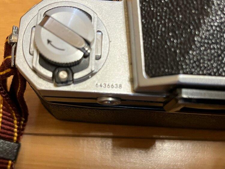 ニコンF フィルムカメラ 28-85mmレンズ付（カメラ）の商品画像 - 査定依頼日：2025年3月24日 - 最高査定価格：50,000円