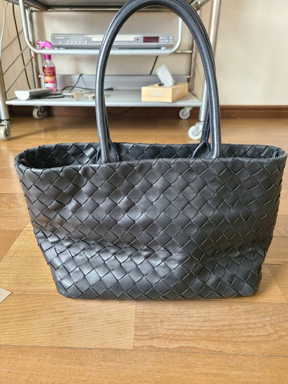 ボッテガ・ヴェネタ  （ブランドバッグ）の商品画像 - 査定依頼日：2026年4月25日 - 最高査定価格：190,000円