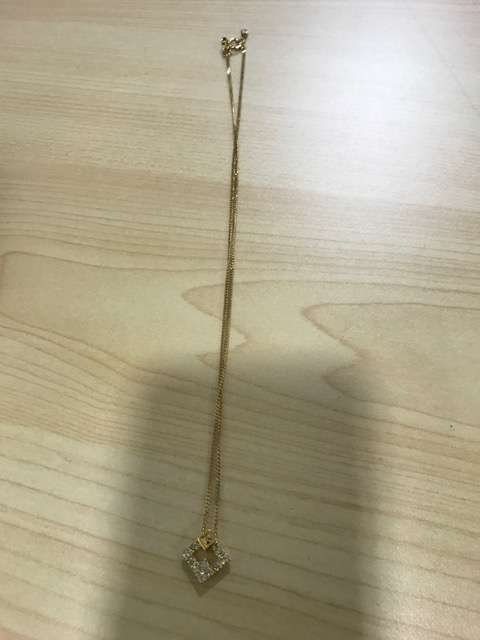 ジバンシー　ネックレス　ゴールド（金・貴金属）の商品画像 - 査定依頼日：2023年6月28日 - 最高査定価格：1,000円