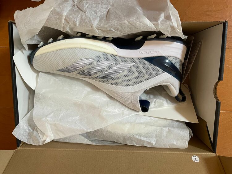 ゴルフシューズ　ADIZERO ZG BOA（ゴルフ用品）の商品画像 - 査定依頼日：2025年11月23日 - 最高査定価格：6,500円