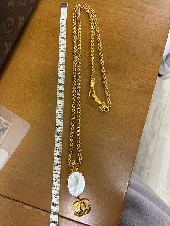 1980s Vintage CHANEL Necklace（ブランド財布・小物）の商品画像 - 査定依頼日：2026年2月12日 - 最高査定価格：80,000円