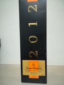 ヴーヴ・クリコ2012（お酒）の商品画像 - 査定依頼日：2022年1月10日 - 最高査定価格：2,500円